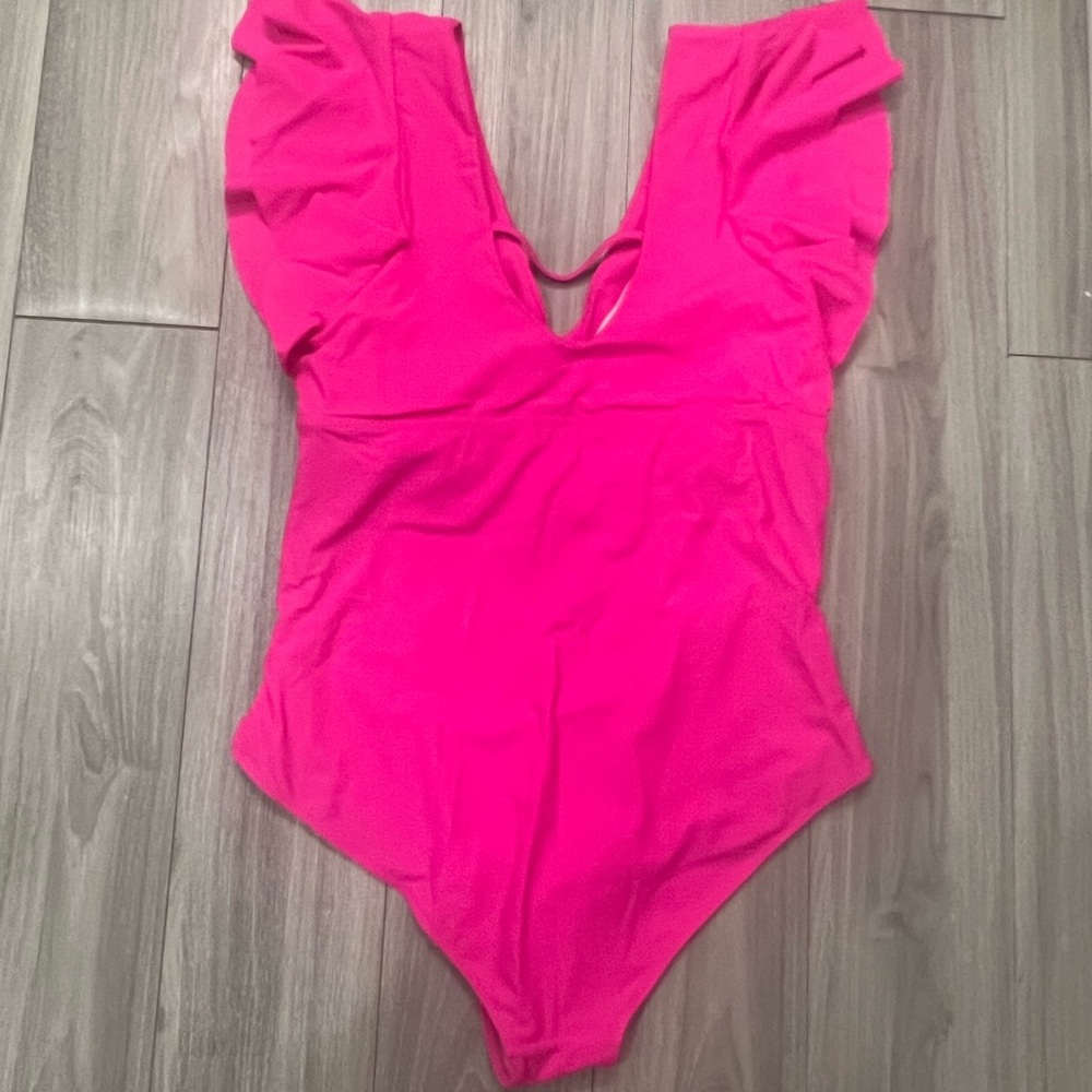HP! 🥳 Yonique - Hot Pink Ruffled One-Piece Swimsuit - Picture 3 of 5